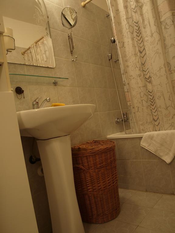 Attic Apartment City Center براغ المظهر الخارجي الصورة